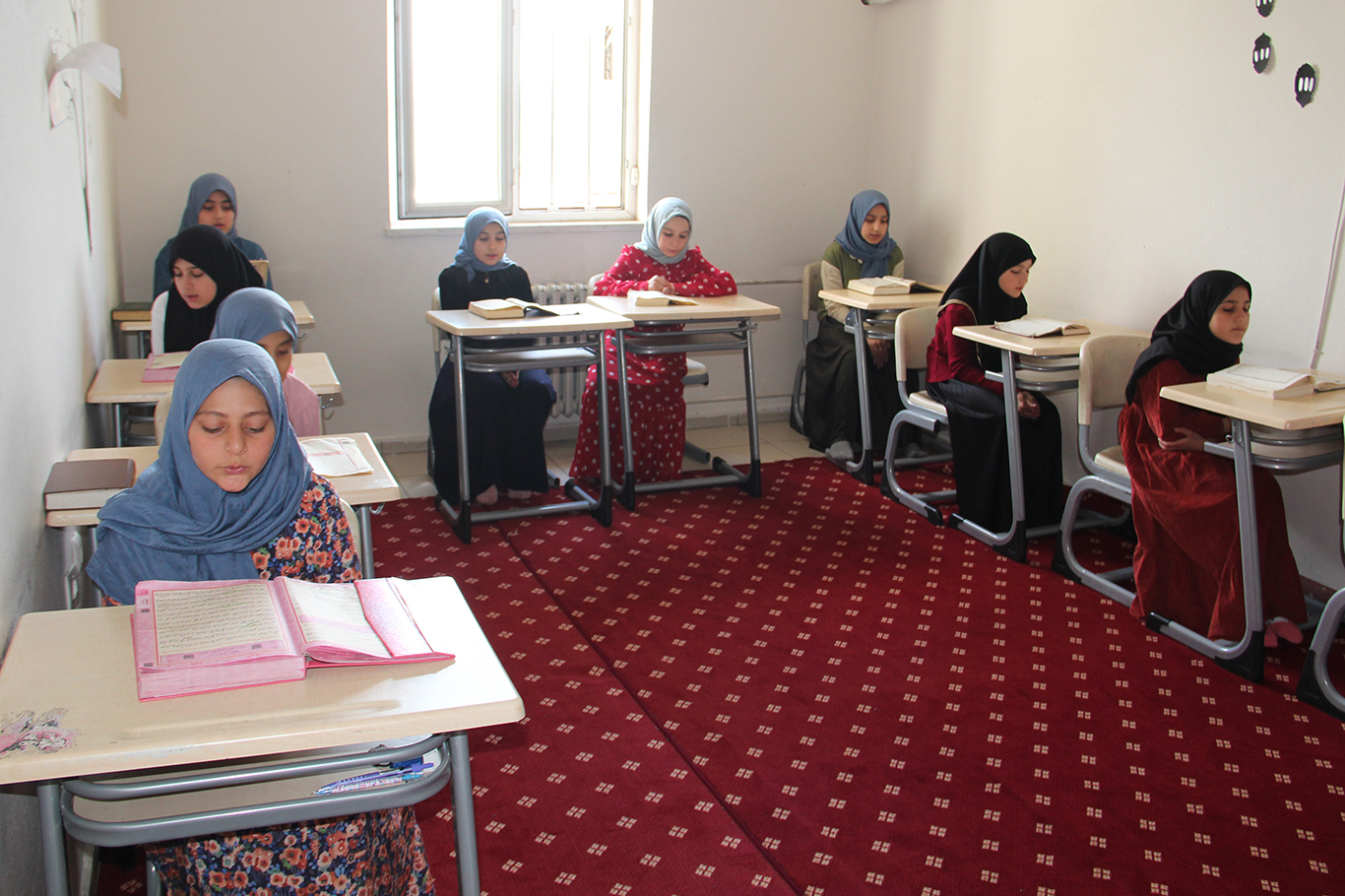Geleceğin hafız doktorları ve öğretmenleri bu kursta yetişiyor