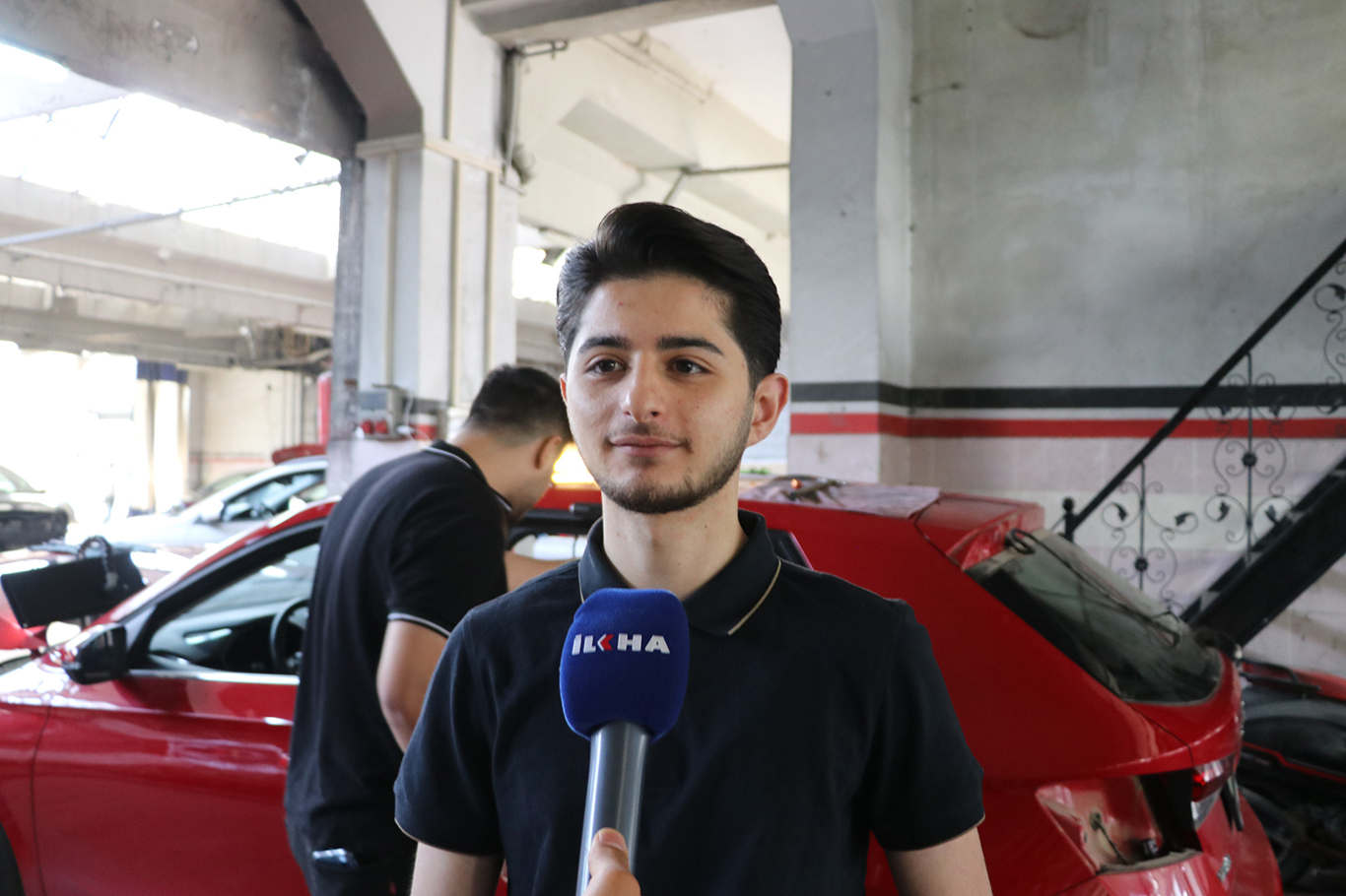 Kaporta ustası Kürşat Durna