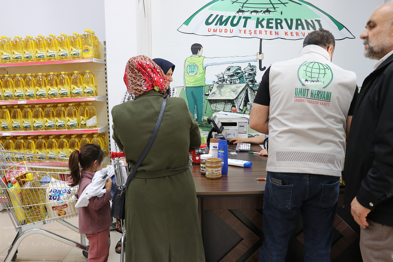 Gaziantep Umut Kervanı'ndan bayram öncesi ihtiyaç sahiplerine destek