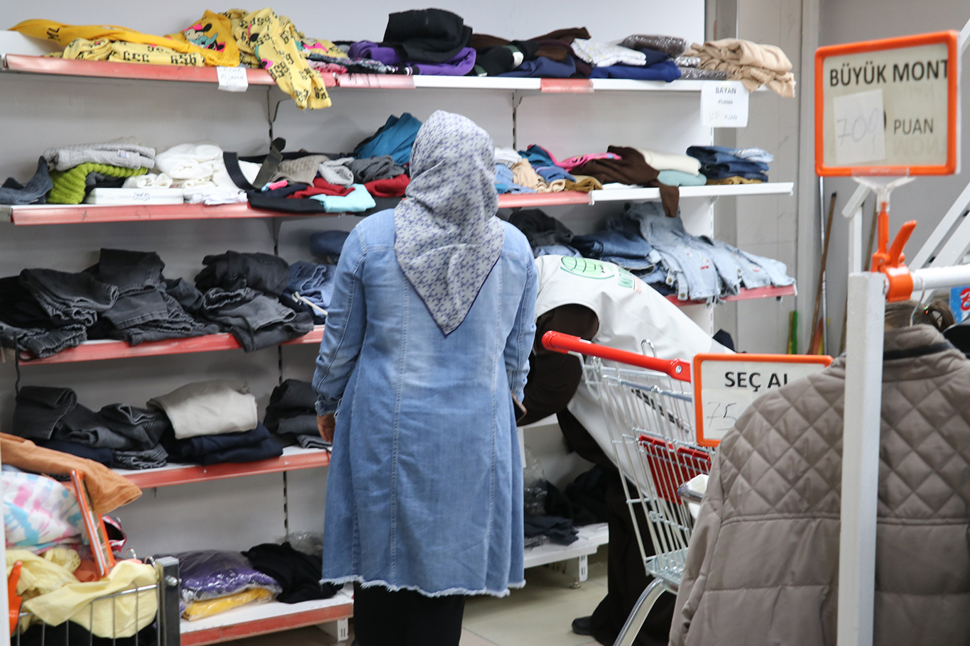 Gaziantep Umut Kervanı'ndan bayram öncesi ihtiyaç sahiplerine destek