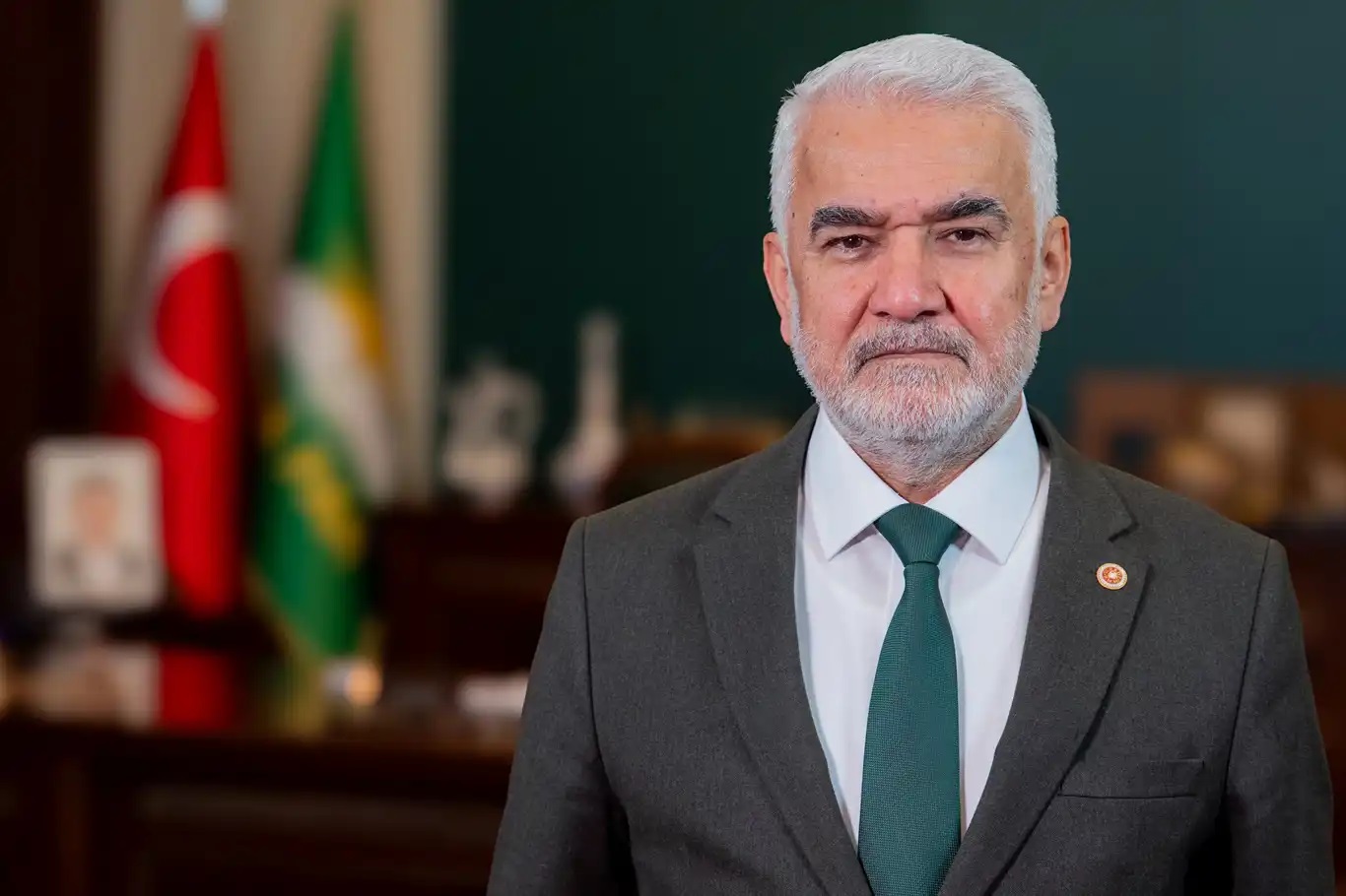 پیام زکریا یاپیجی‌اوغلو به مناسبت عید قربان: باید این روز را فرصتی برای پایان دادن به دلخوری‌ها بدانیم