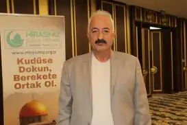 فخري أبودياب: صمت الأمة يسرع تهويد القدس ويهدد المسجد الأقصى.