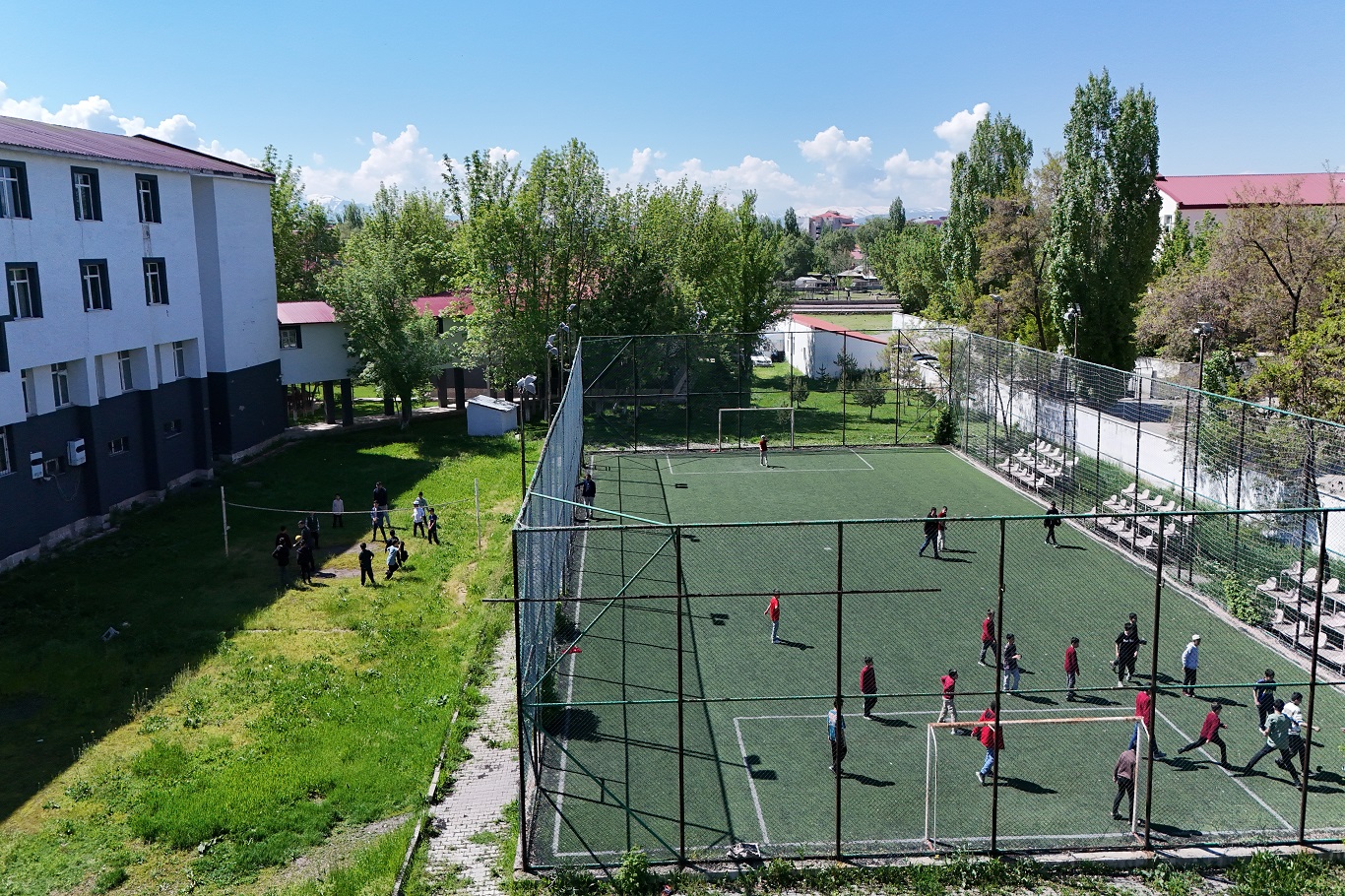 Öğrenciler çift kanatlı bir eğitim anlayışıyla geleceğe hazırlanıyor