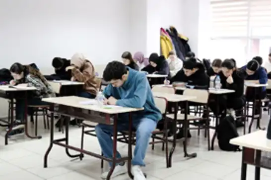 LGS ve YKS öncesi ailelere kritik uyarı: Sınav bir felaket değil, hayatın bir basamağıdır