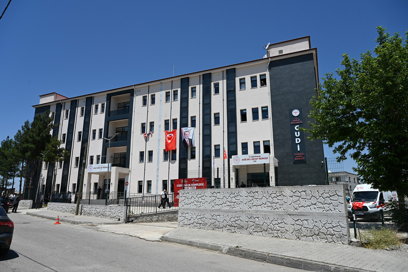Batman'da sağlık kompleksi hizmete açıldı