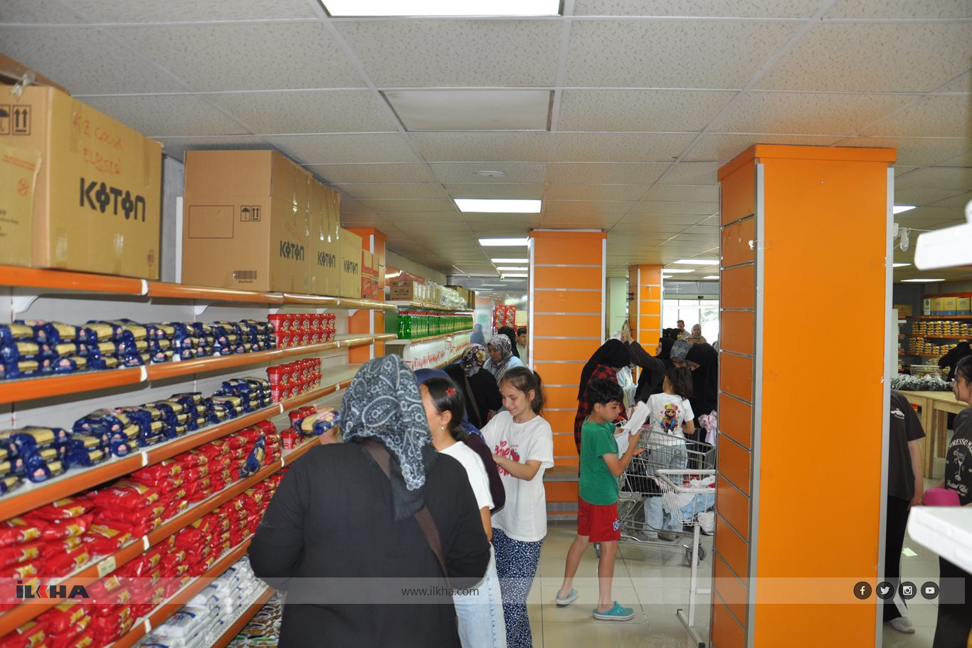 قافلة الأمل