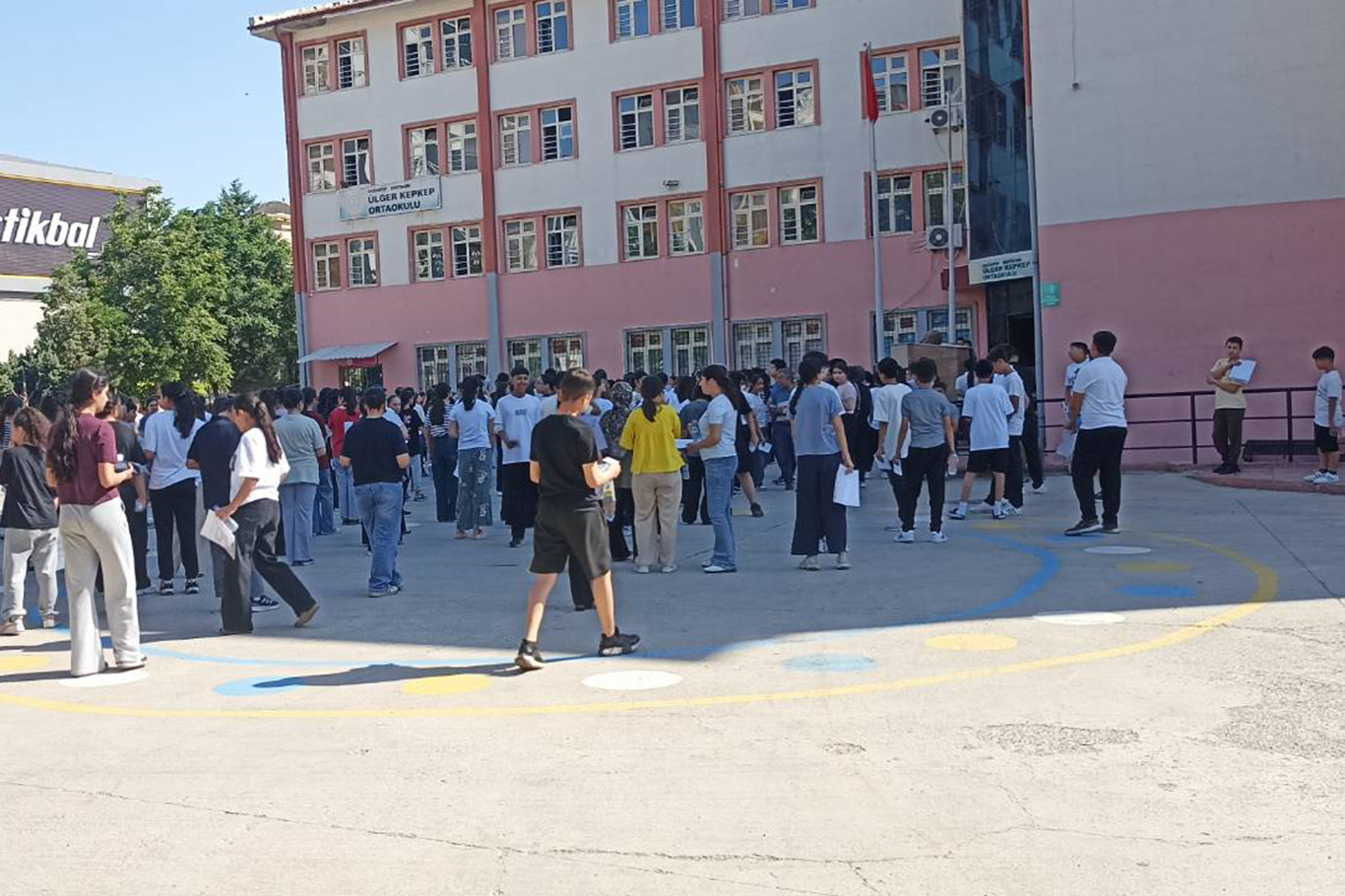 Gaziantep'te 30 bin 212 öğrenci için LGS heyecanı başladı