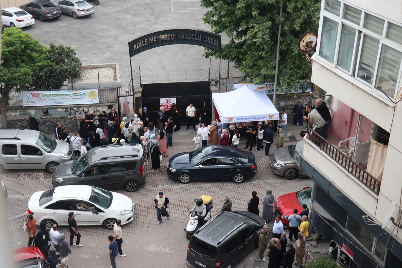 İstanbul'da 200 bin öğrenci için LGS heyecanı başladı