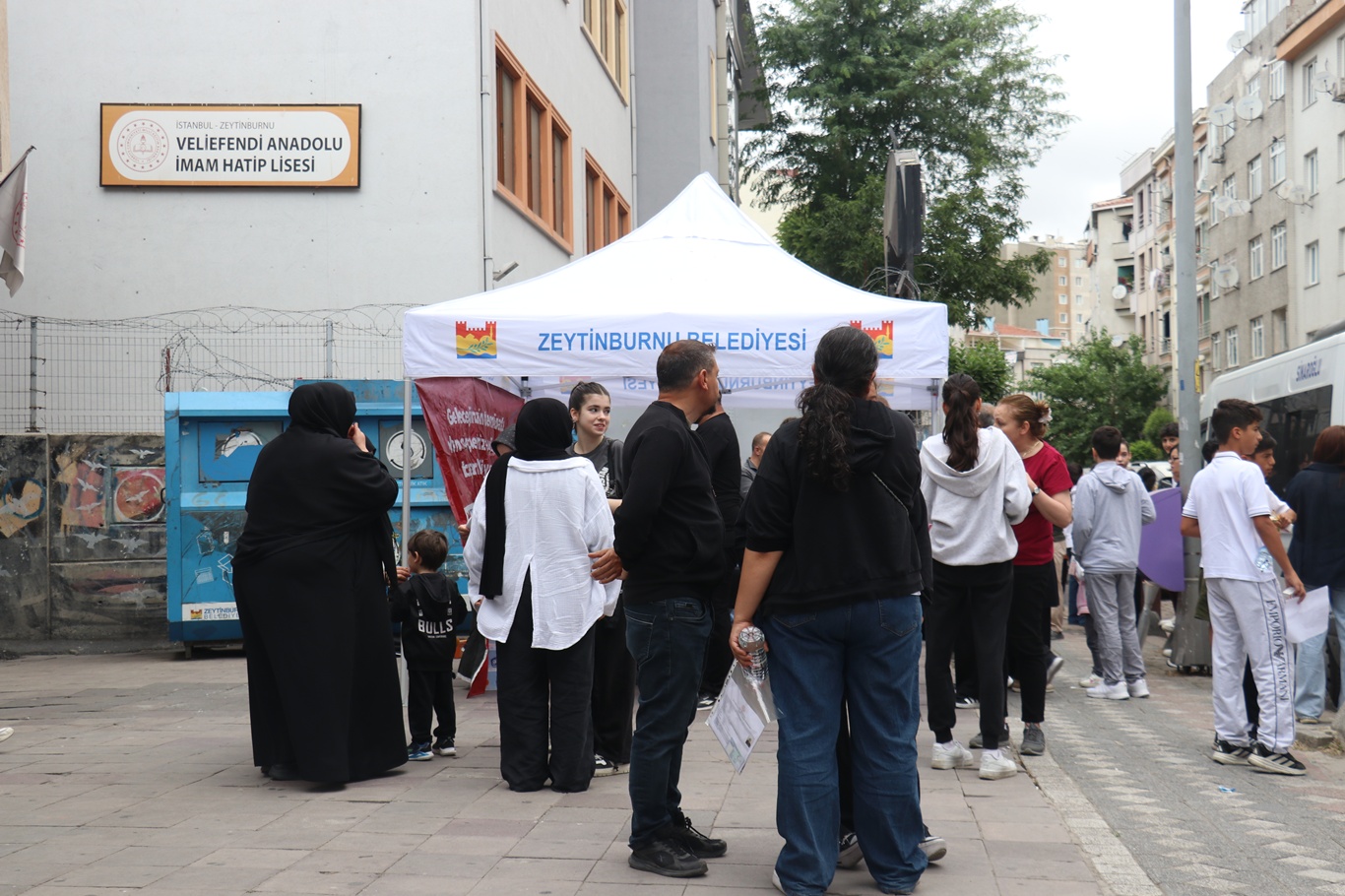 İstanbul'da 200 bin öğrenci için LGS heyecanı başladı