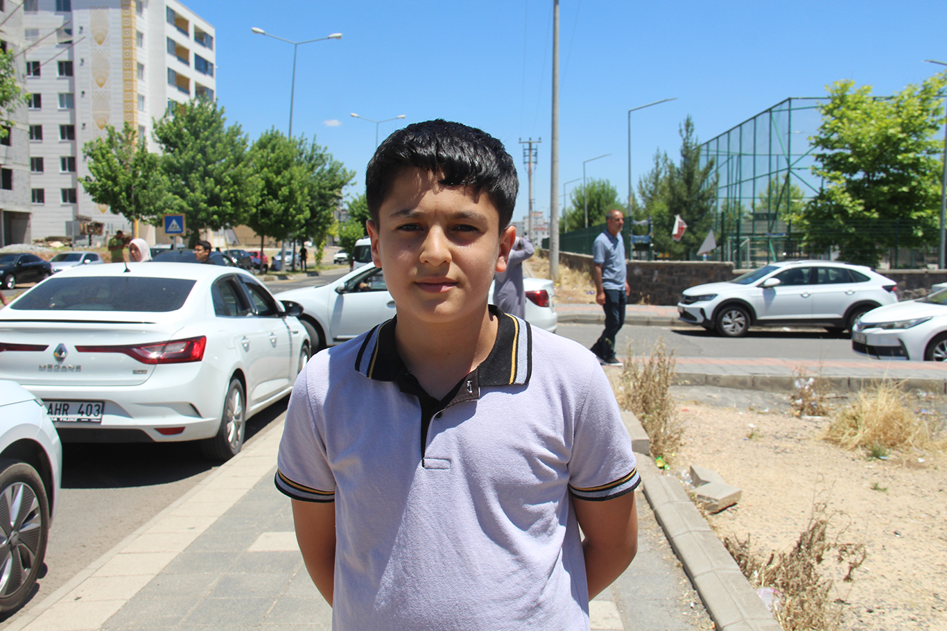 Mansur Ay