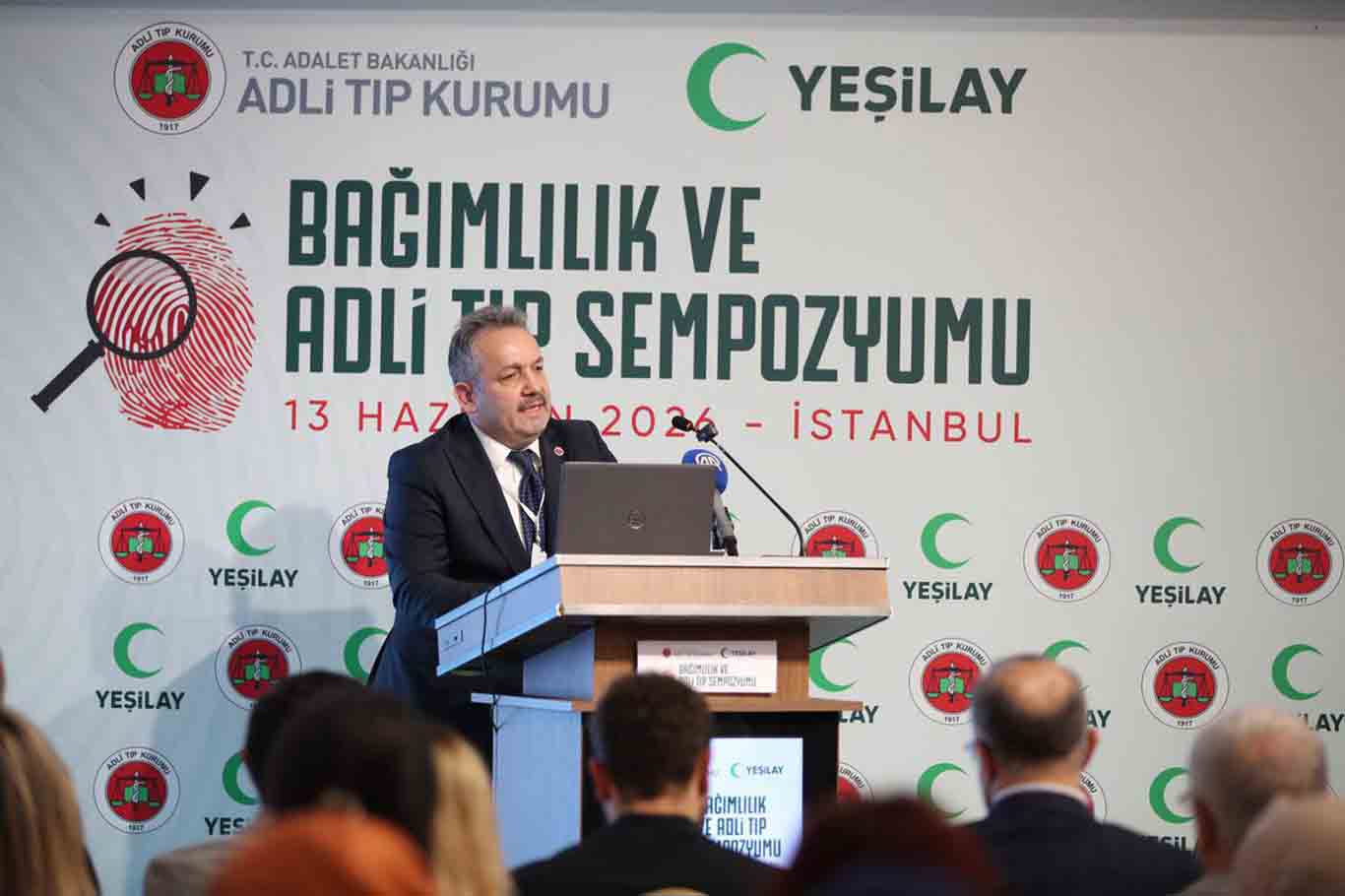 Bağımlılık ve Adli Tıp alanının uzmanları İstanbul’da bir araya geldi