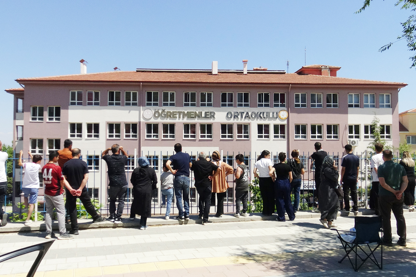 LGS'ye giren öğrenciler: Türkçe uzundu, matematik zorladı