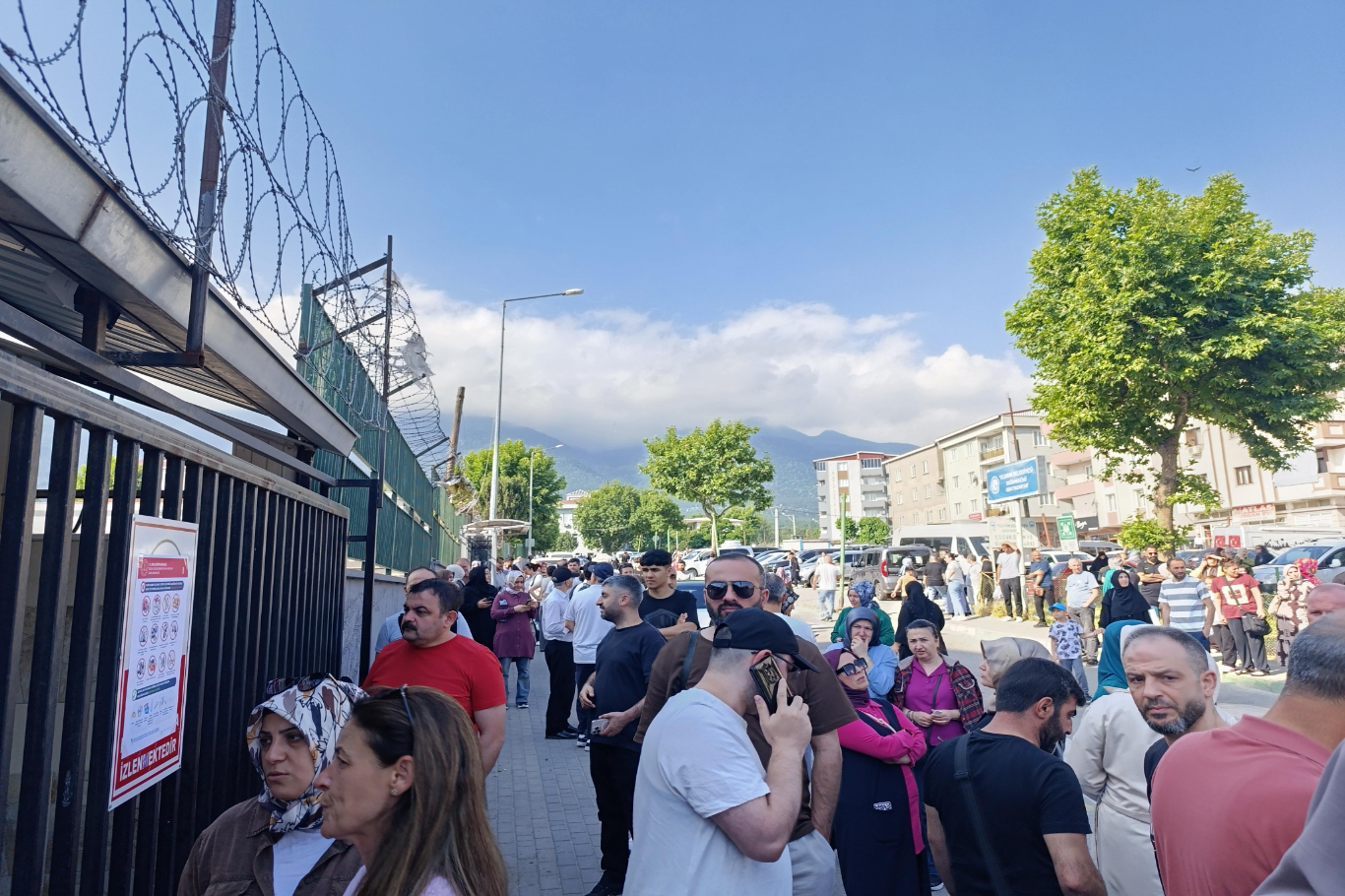 Velilerden öğrencilere moral: Başarı kadar mutluluk da önemli