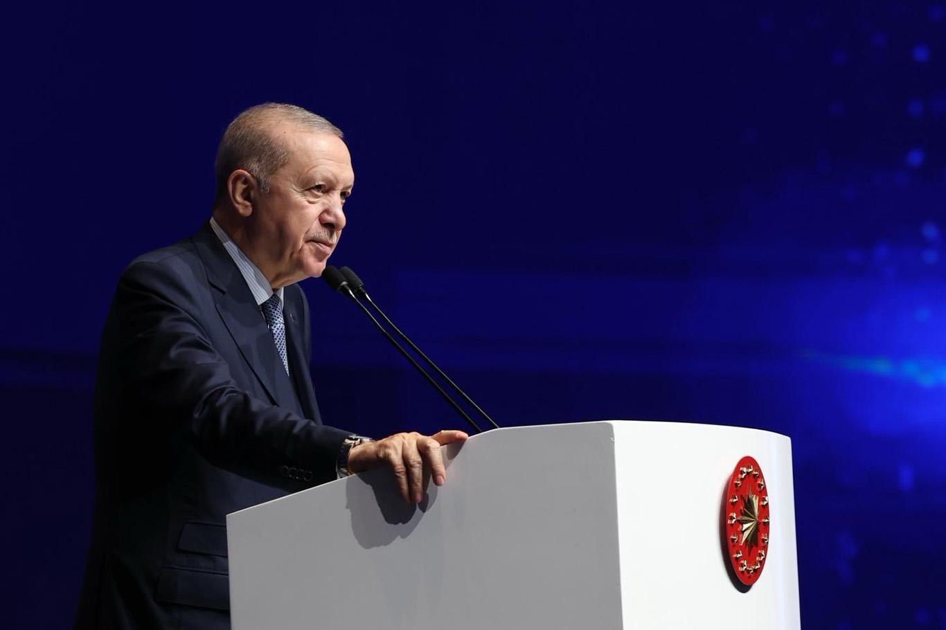 أردوغان يعلن خطة العمل الوطنية للذكاء الاصطناعي للفترة 2026-2030