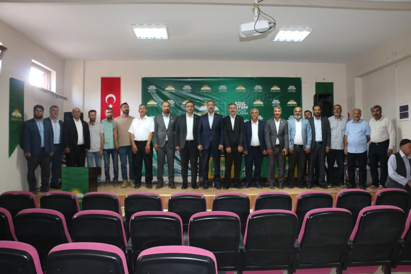 HÜDA PAR Bozova İlçe Kongresi gerçekleştirildi