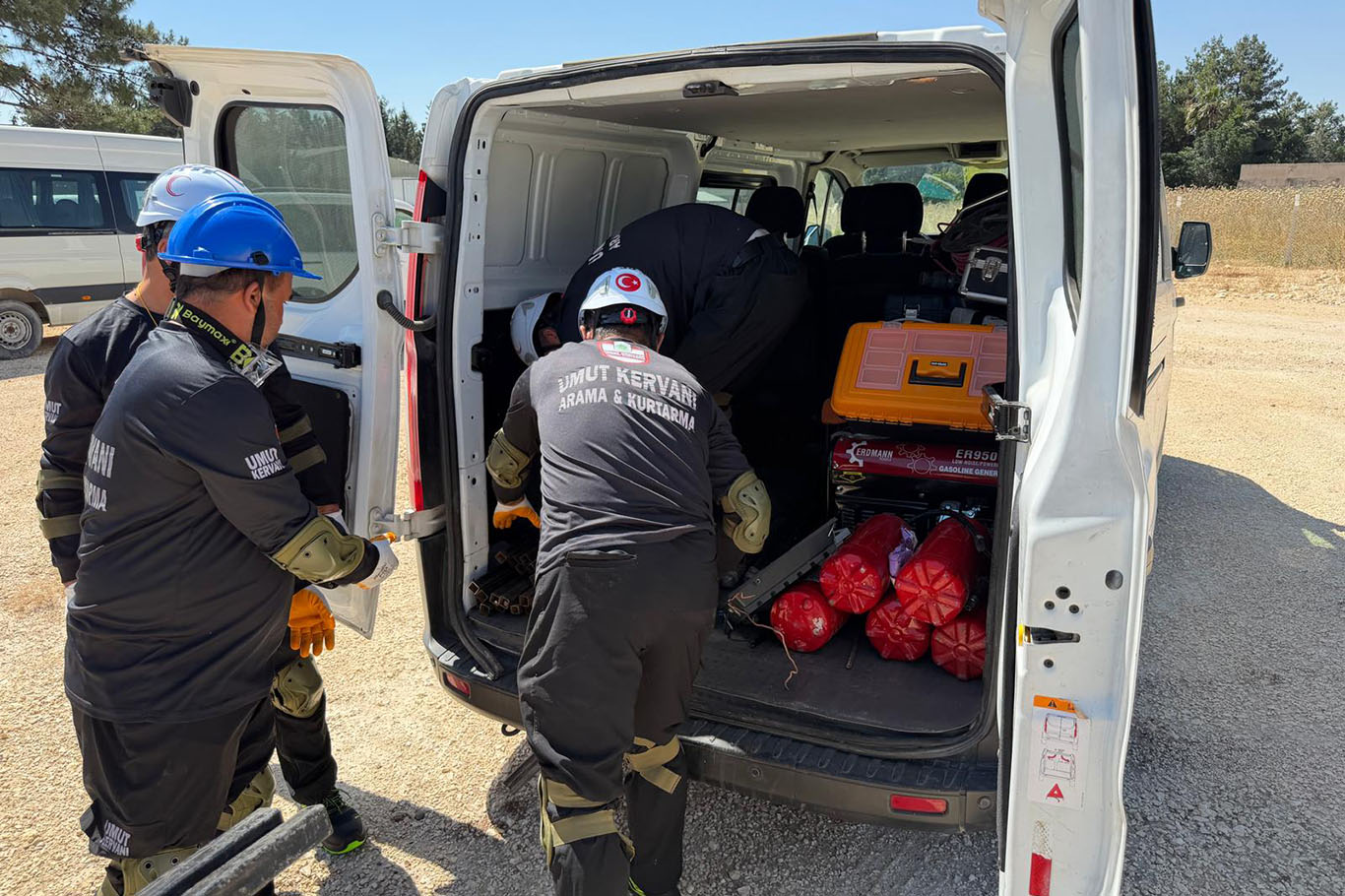 Şanlıurfa Umut Kervanı Arama Kurtarma Ekibi akreditasyon almaya hak kazandı