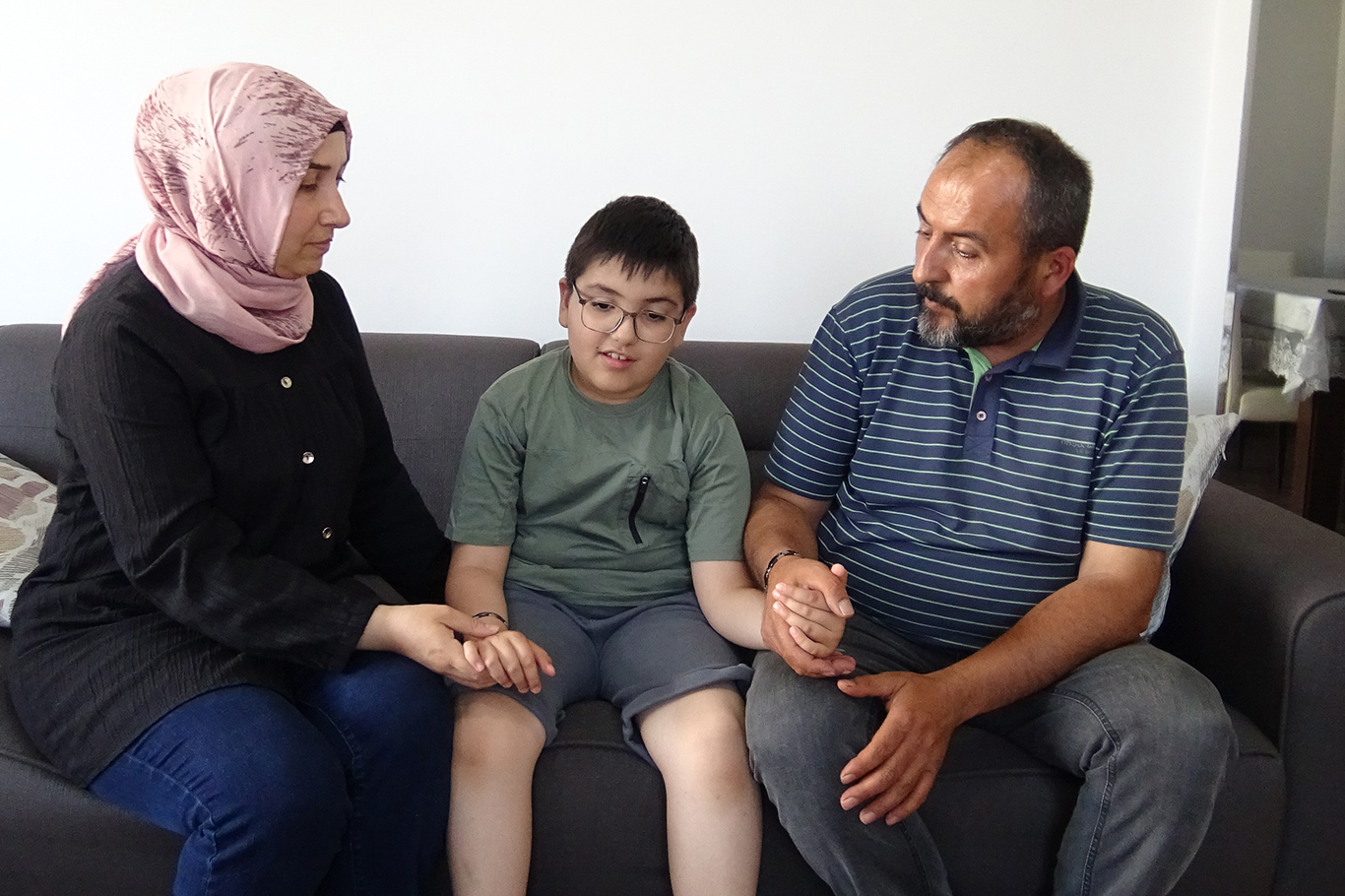 Yüreği yanık ailenin feryadı: Çocuğumuz gözümüzün önünde eriyor, lütfen yardım edin!