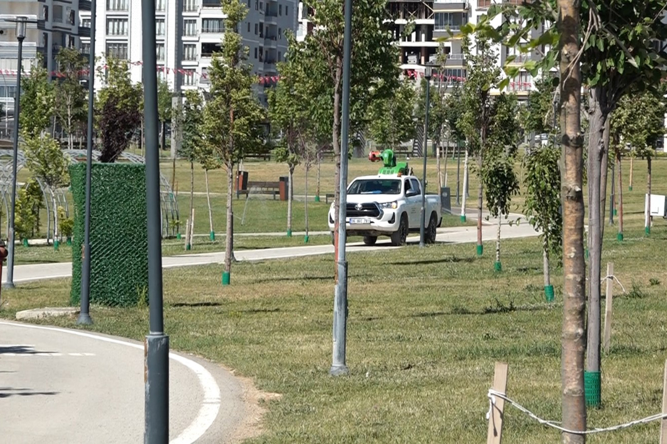 Malatya Büyükşehir Belediyesi'nden haşerelerle mücadele çalışması