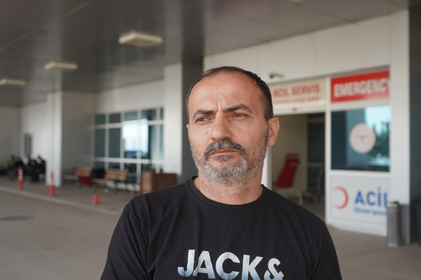 Şırnak'ta güvercinlerle ilgilenen kız çocuğu 2'nci kattan düştü: O anlar kamerada
