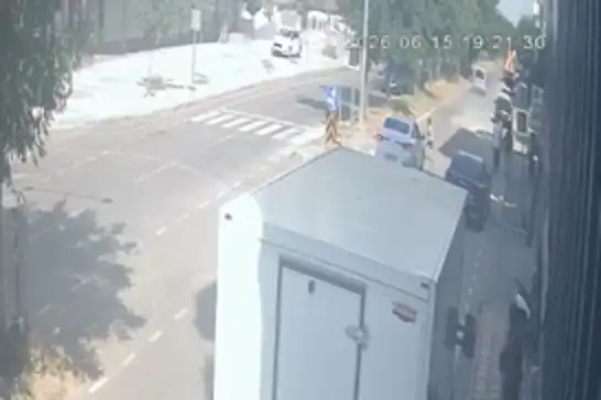 Batman'da yaya geçidinde otomobilin çarptığı çocuk ağır yaralandı
