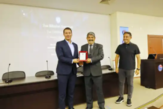 GAÜN'de en iyi doktora tezleri ödüllendirildi