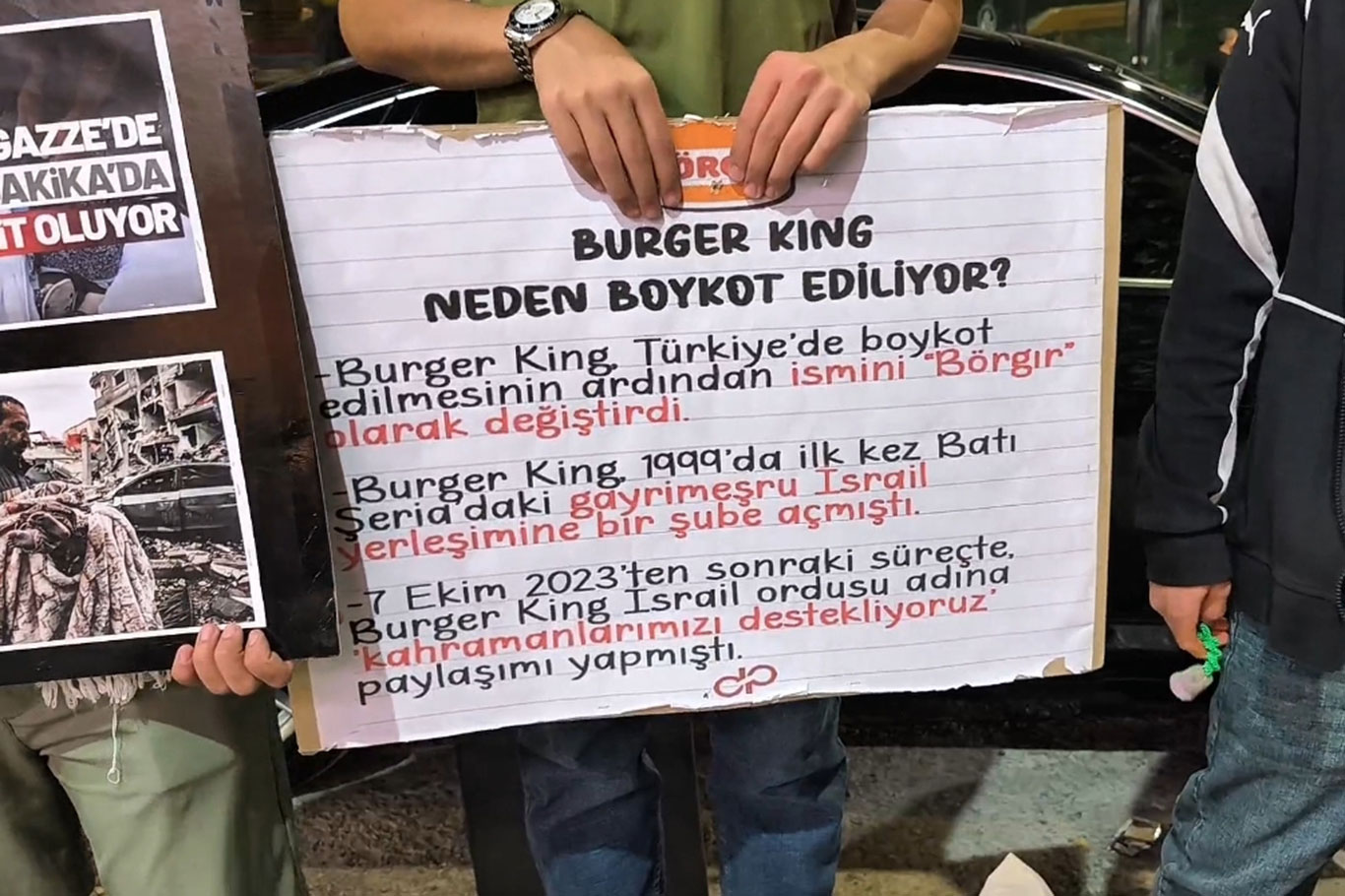 Burger King önünde protesto