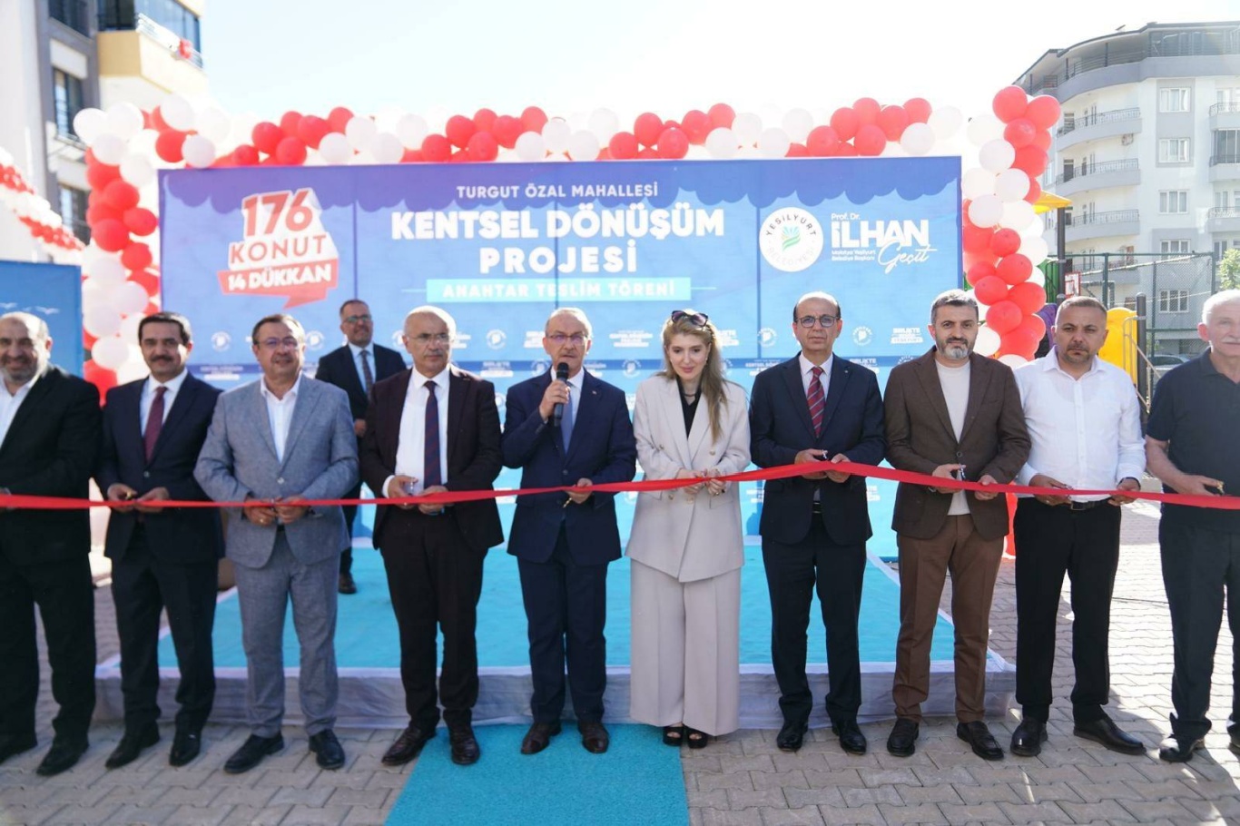 Yeşilyurt'ta "Yeşil Yaşam Evleri" hak sahiplerine teslim edildi