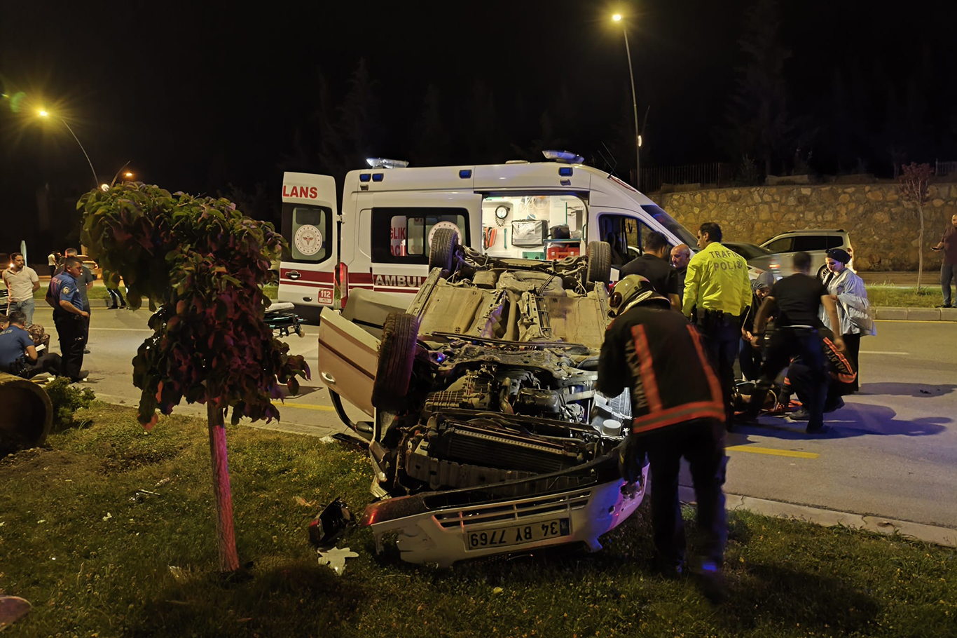 Malatya'da otomobil ters döndü: 2 yaralı