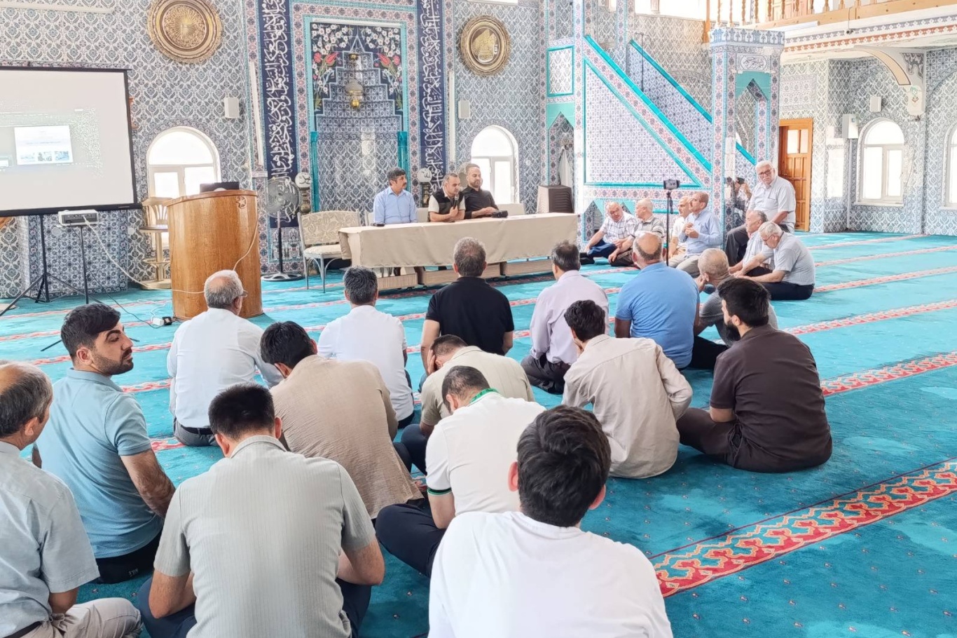 Anamur’da din görevlileri yaz Kur’an kurslarına hazırlanıyor