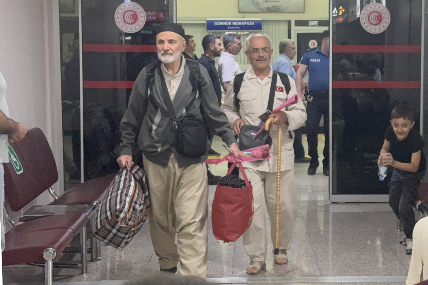 Hacılar: Kâbe'den ayrılmak çok zor oldu