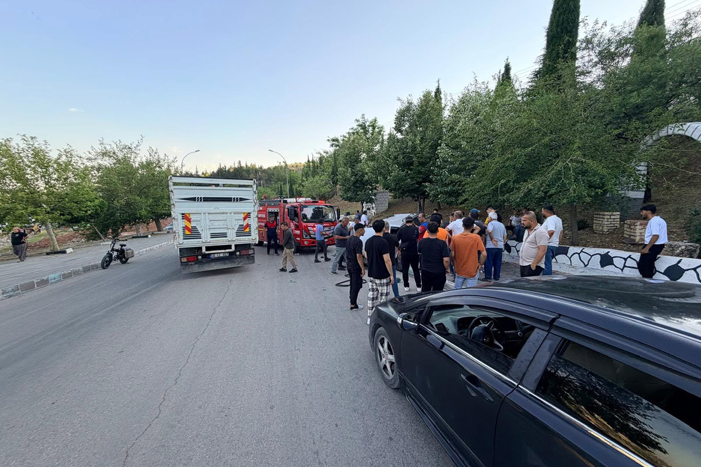 Adıyaman'da otomobil kaza yaptı: 2 kişi yaralandı
