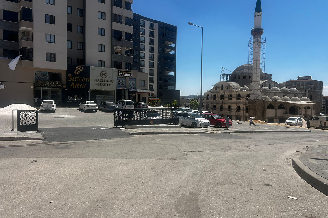 Gaziantep esnafından tel örgü tepkisi: Mağduriyetimizin giderilmesini istiyoruz