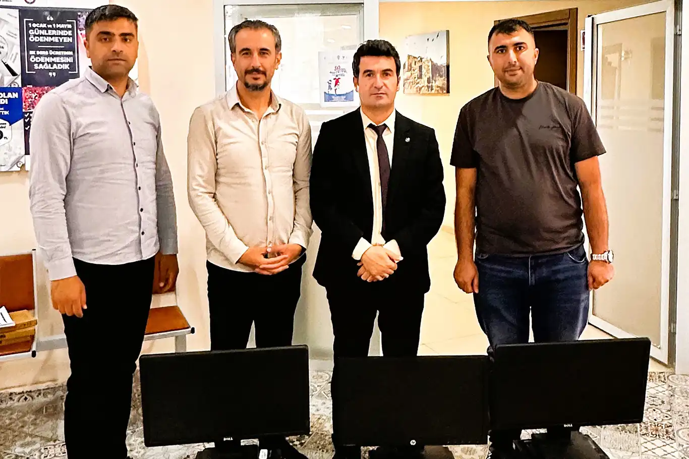 Dicle Elektrik’ten Mardin’deki köy okullarına teknoloji desteği