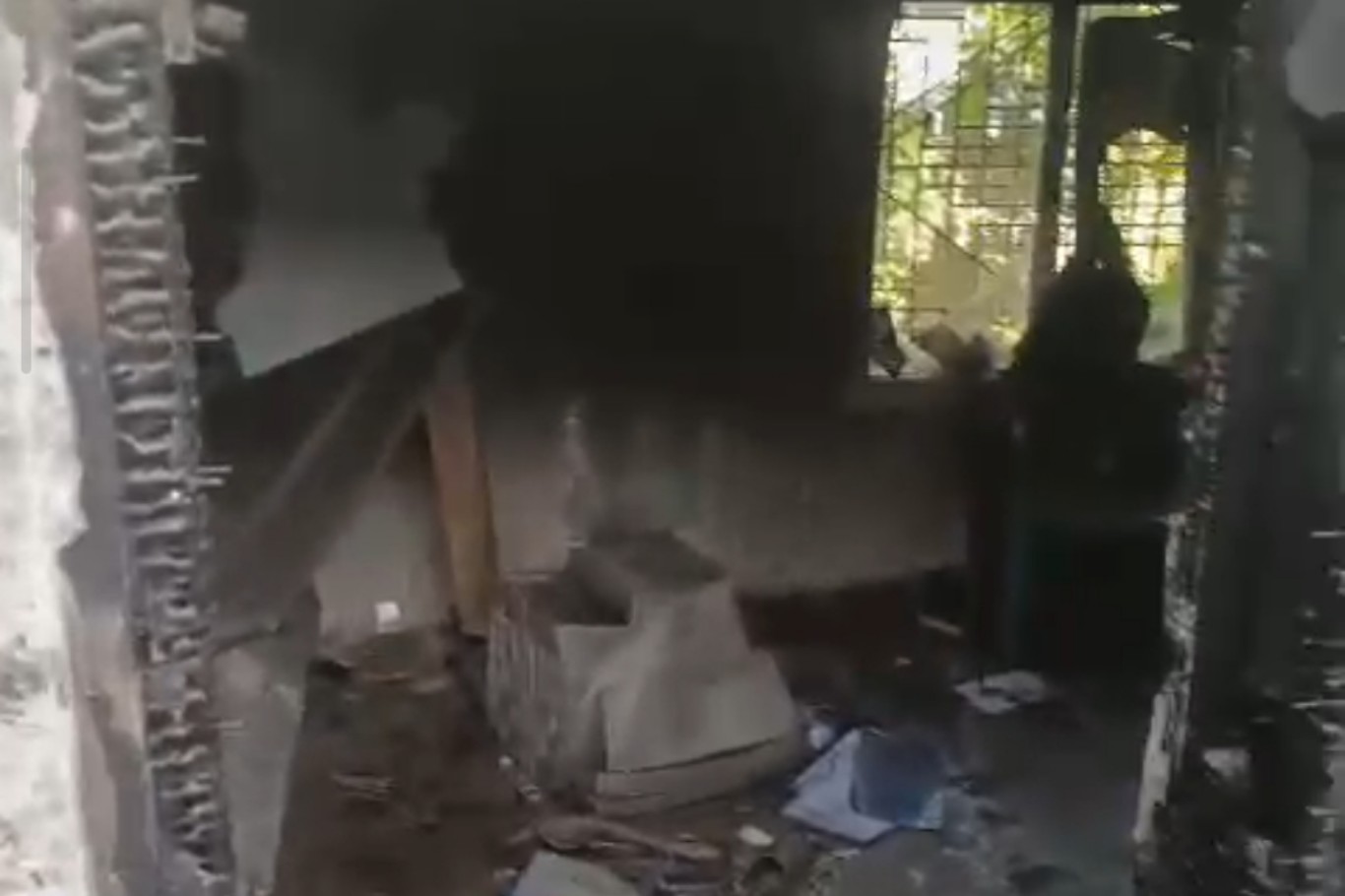 Mardin'de ev yangınında 7 yaşındaki kız çocuğu hayatını kaybetti
