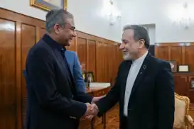 نقوی، وزیر پاکستانی برای گفتگوهای ایران و آمریکا در تهران است