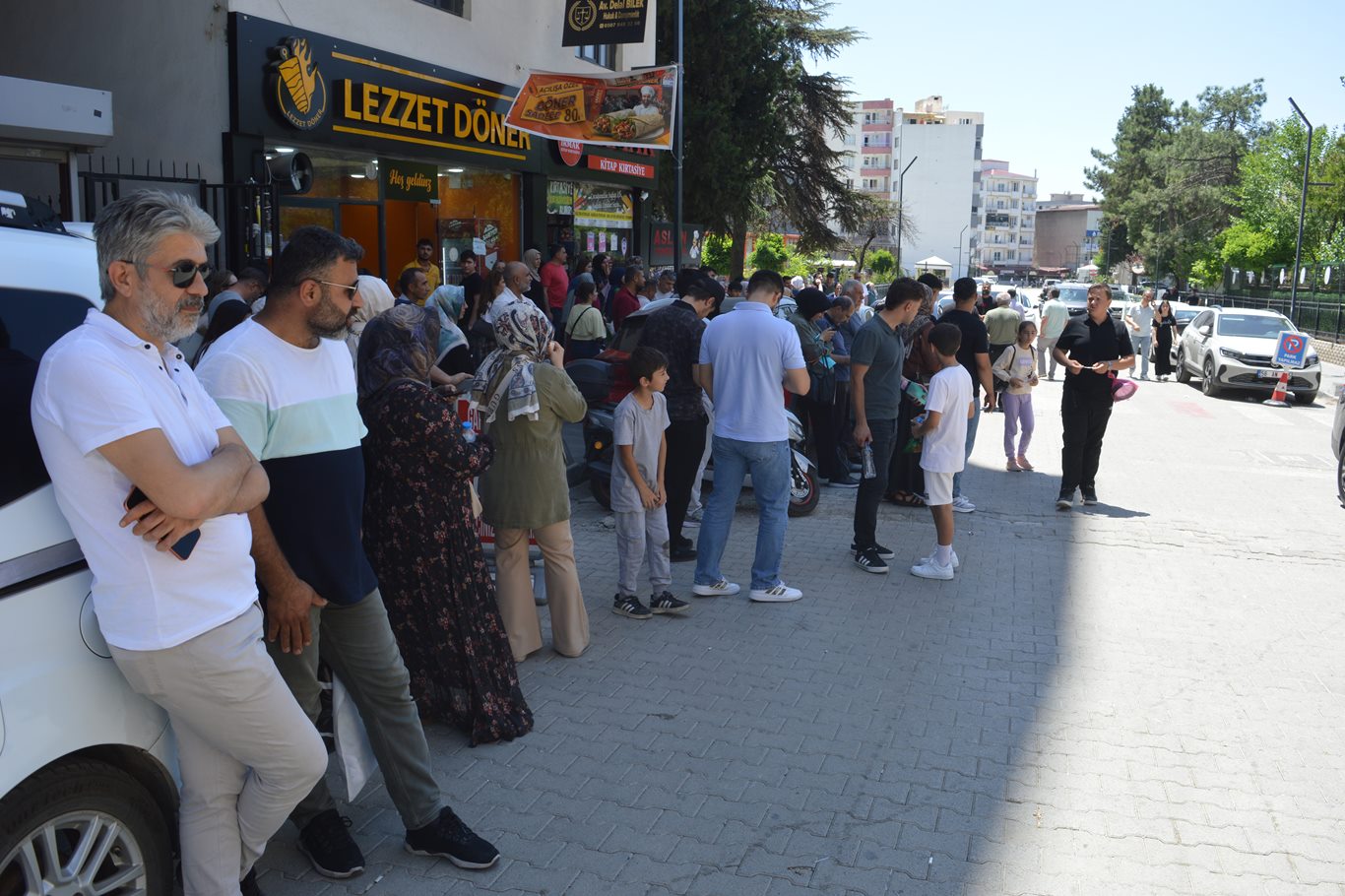 YKS’nin ilk oturumu tamamlandı: Siirt’te öğrenciler sınavı değerlendirdi