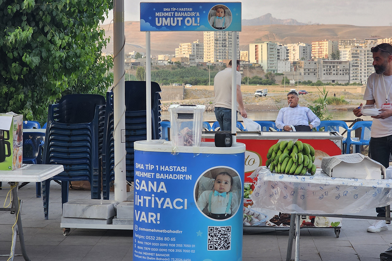 Cizre'de SMA Hastası Mehmet bebek için yardım çadırı kuruldu
