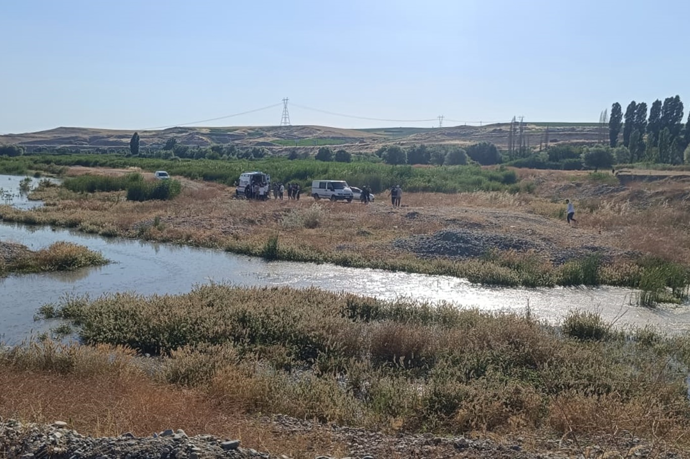 Serinlemek amacıyla Batman Çayı'na giren genç hayatını kaybetti