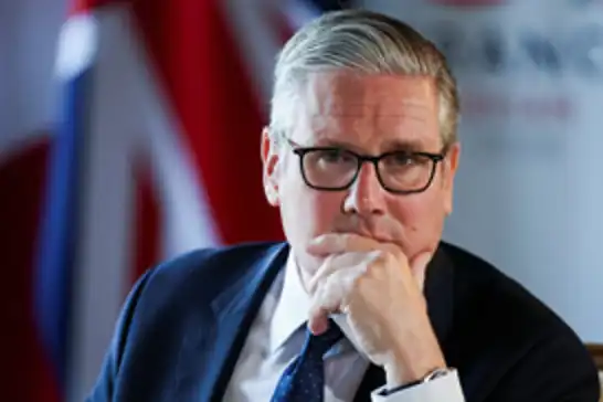 İngiltere Başbakanı Keir Starmer istifa etti
