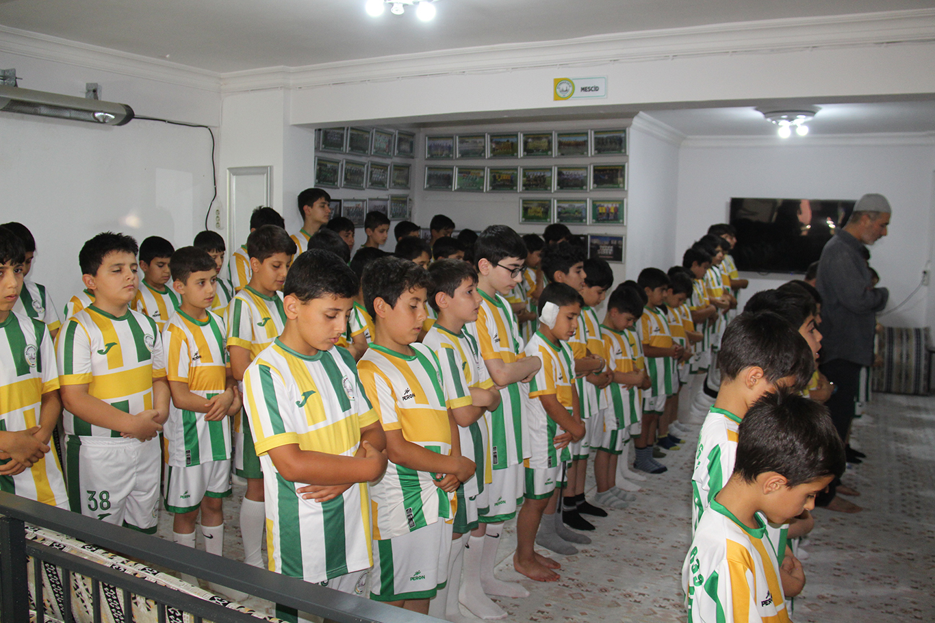 Diyarbakır 639 Spor Kulübü yaz okulunu açtı