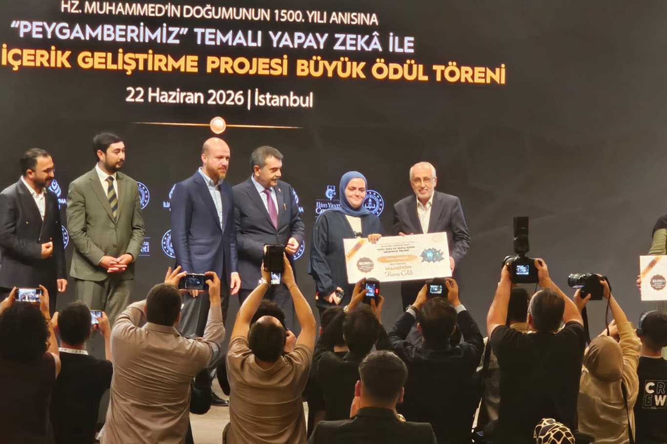 Batmanlı öğrenci yapay zekâ yarışmasında ödül kazandı