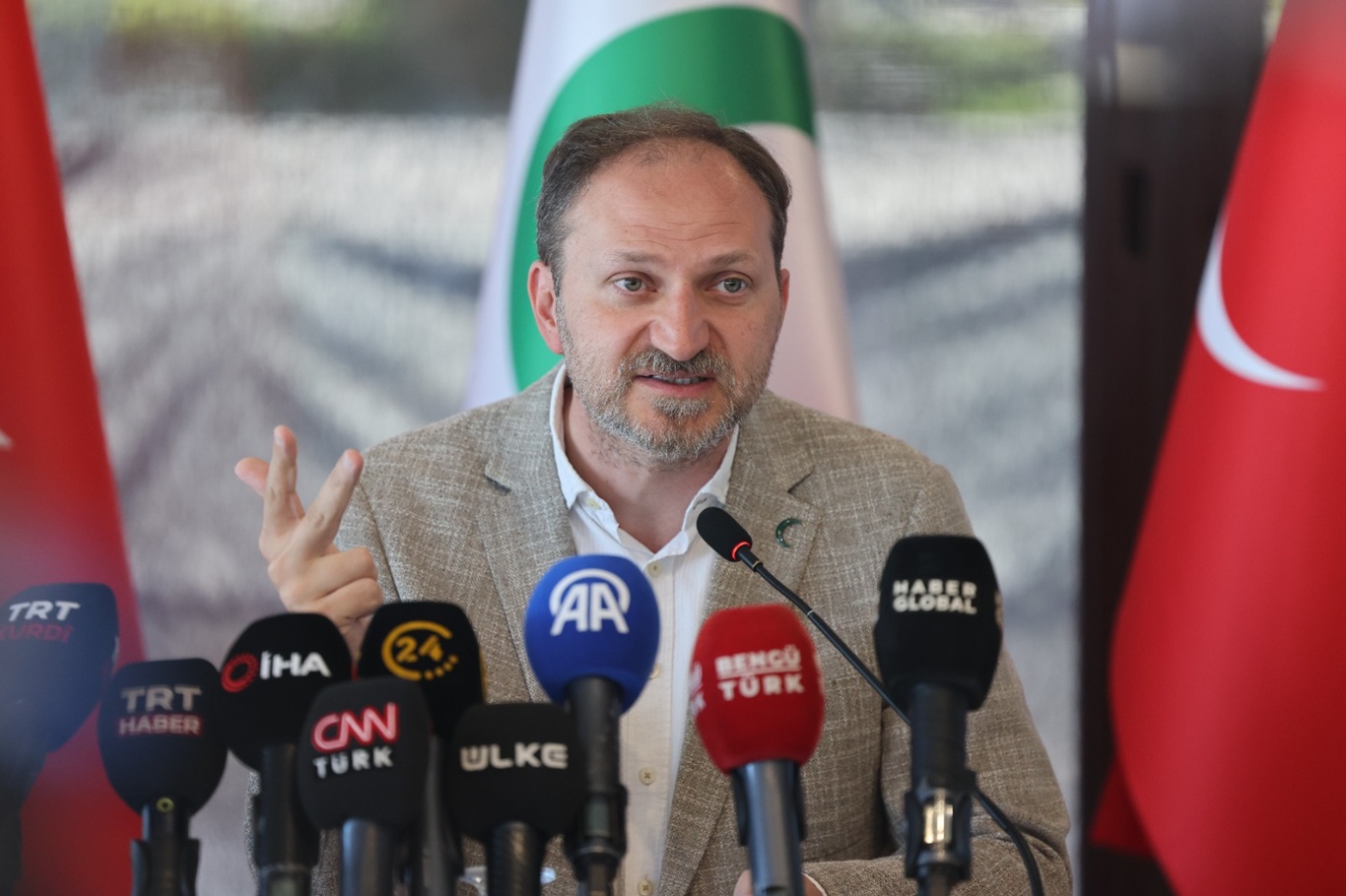 Doç. Dr. Mehmet Dinç