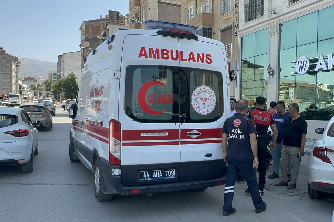 Malatya'da bıçaklı kavga: 1 yaralı