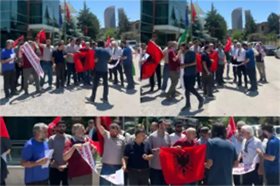 Arnavutluk İnisiyatifi’nden Büyükelçilik önünde protesto desteği