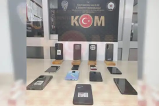 Kastamonu’da kaçakçılık operasyonu: Cep telefonu ele geçirildi