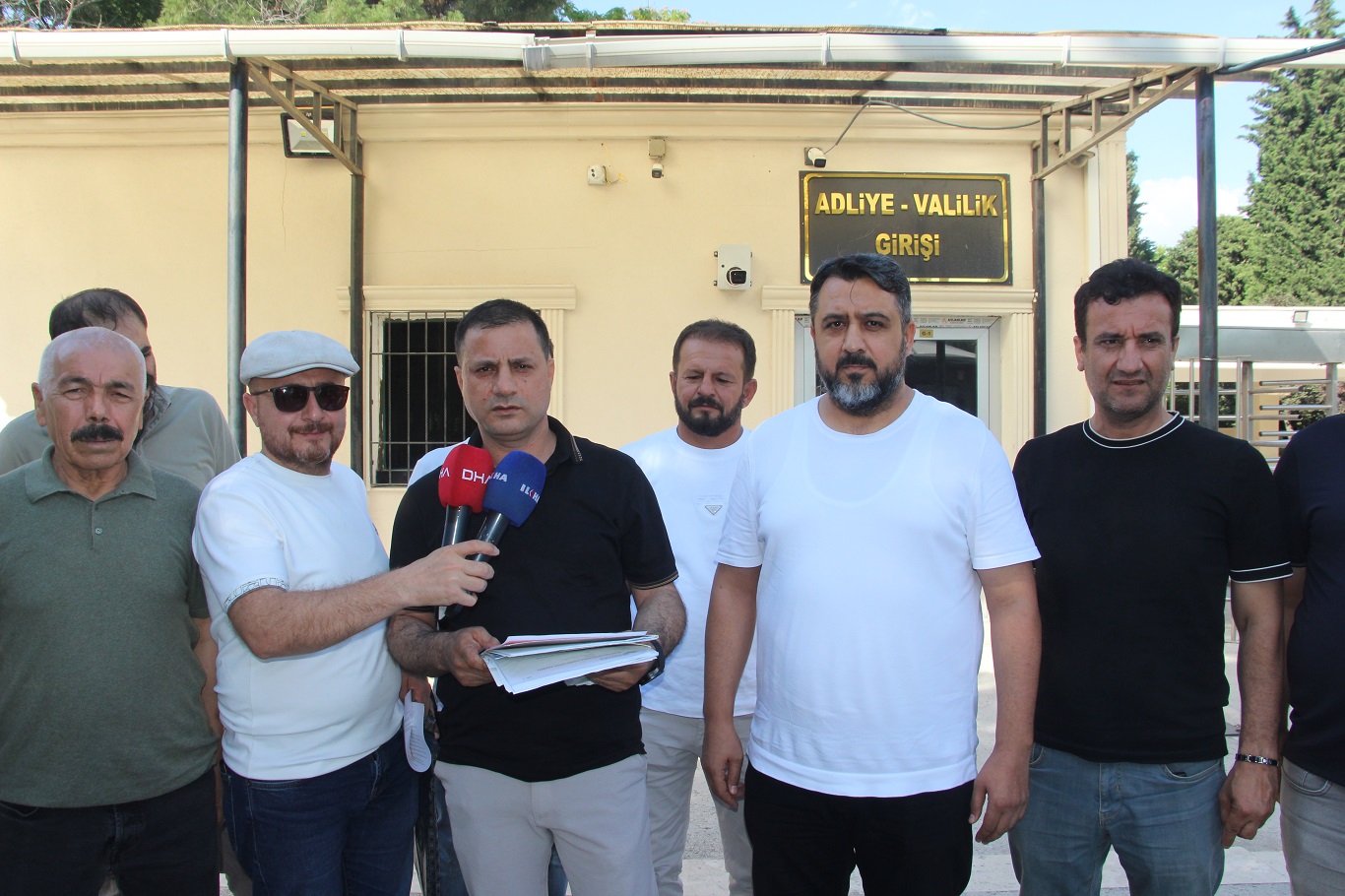 Mardin'de 12 yıldır evlerini bekleyen onlarca aile savcılığa suç duyurusunda bulundu