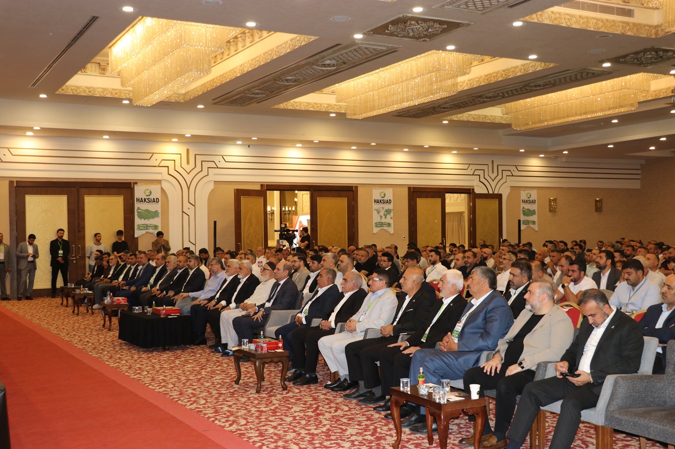 HAKSİAD Genel Başkanı Turgut Güven ve istikrar güçlü ekonominin temelidir