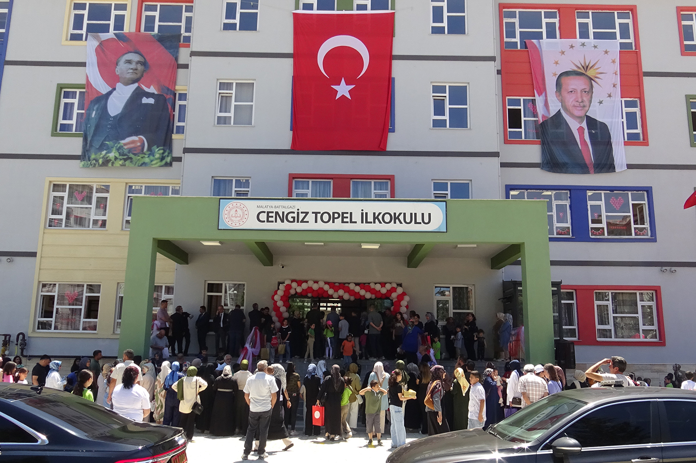 Karne heyecanı yaşayan öğrenciler tatil planlarını ve meslek hayallerini anlattı