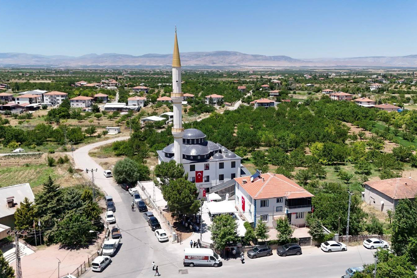 Malatya'da Şahnahan Mahallesi Yeni Camii ibadete açıldı