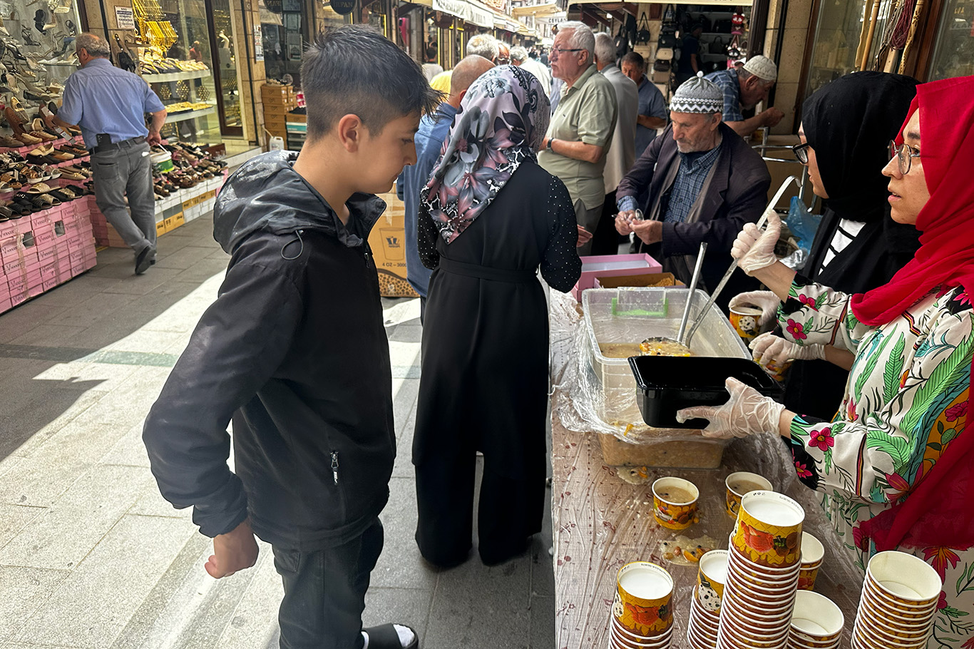 73 yıldır aynı dükkânda: Bedesten’de aşure geleneğini yaşatıyor